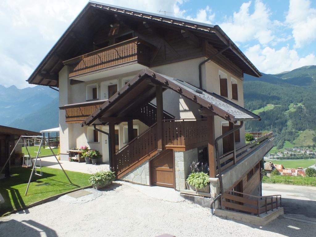 Best House Snc Di Elisa Baroni E Beatrice Dei Cas Bormio Exterior photo